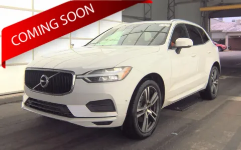 White 2018 Volvo XC60 Momentum for sale in Columbus, OH