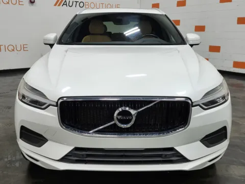 Another view of 2018 Volvo XC60 Momentum for sale in Columbus, OH at Auto Boutique Ohio