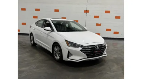 White 2020 Hyundai Elantra Value Edition for sale in Columbus, OH