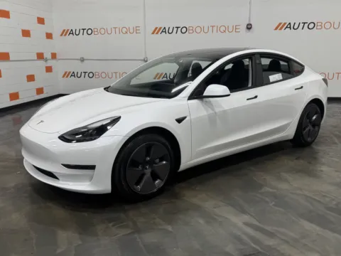 More photos of 2023 Tesla Model 3 at Auto Boutique Ohio, OH