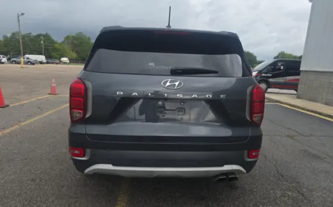 More photos of 2020 Hyundai Palisade SEL at Auto Boutique Ohio, OH