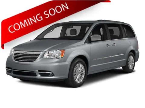 White 2014 Chrysler Town & Country Touring for sale in Columbus, OH