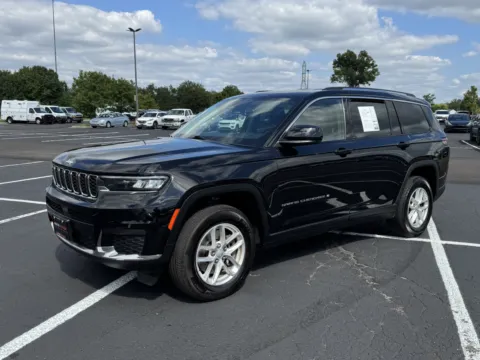 More photos of 2022 Jeep Grand Cherokee L Laredo at Auto Boutique Ohio, OH
