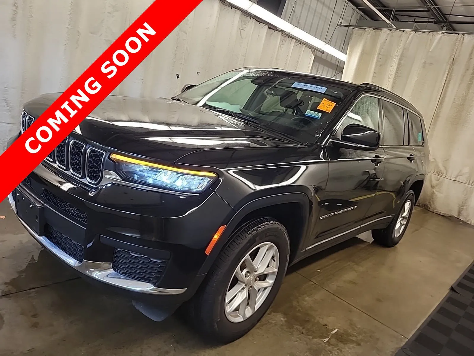 Black 2022 Jeep Grand Cherokee L Laredo for sale in Columbus, OH