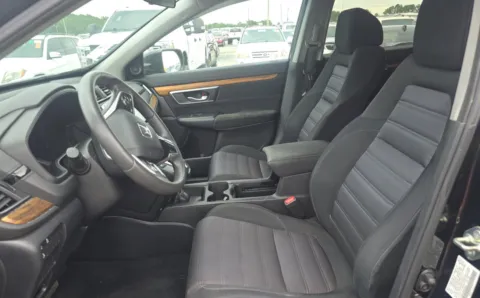 More photos of 2019 Honda CR-V EX at Auto Boutique Ohio, OH
