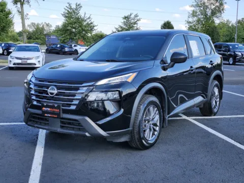 More photos of 2024 Nissan Rogue S at Auto Boutique Ohio, OH
