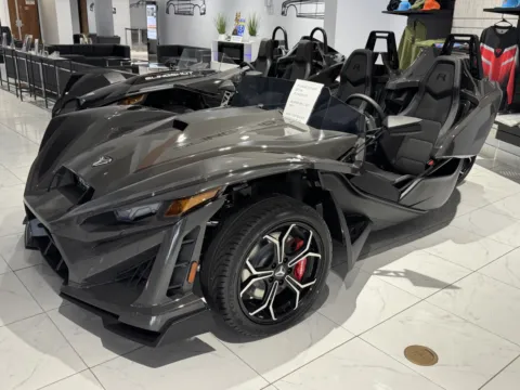 Another view of 2025 POLARIS SLINGSHOT R AUTODRIVE for sale in Columbus, OH at Auto Boutique Ohio