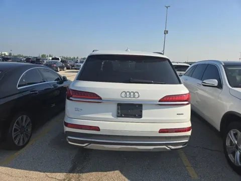 More photos of 2020 Audi Q7 Premium Plus at Auto Boutique Ohio, OH