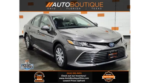Gray 2023 Toyota Camry Hybrid LE for sale in Columbus, OH