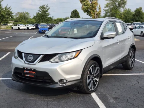 More photos of 2019 Nissan Rogue Sport SL at Auto Boutique Ohio, OH
