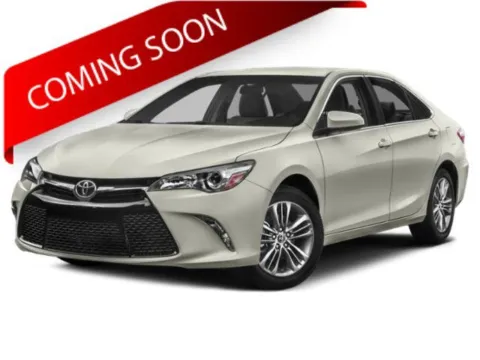 Blue 2015 Toyota Camry SE for sale in Columbus, OH