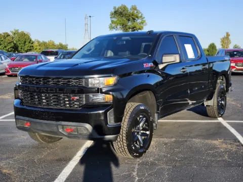 More photos of 2022 Chevrolet Silverado 1500 LTD Custom Trail Boss at Auto Boutique Ohio, OH