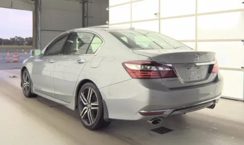 More photos of 2017 Honda Accord Sedan Touring at Auto Boutique Ohio, OH