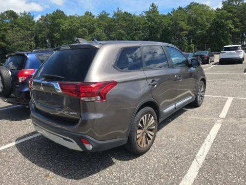 More photos of 2019 Mitsubishi Outlander ES at Auto Boutique Ohio, OH