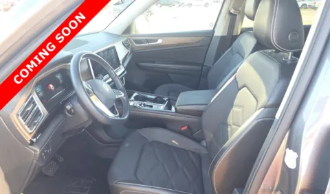 More photos of 2024 Volkswagen Atlas 2.0T SE w/Technology at Auto Boutique Ohio, OH