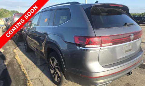 More photos of 2024 Volkswagen Atlas 2.0T SE w/Technology at Auto Boutique Ohio, OH