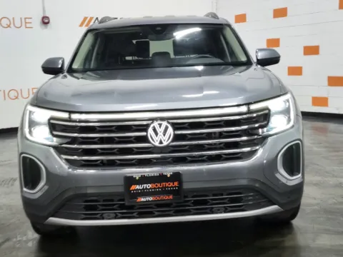 Another view of 2024 Volkswagen Atlas 2.0T SE w/Technology for sale in Columbus, OH at Auto Boutique Ohio