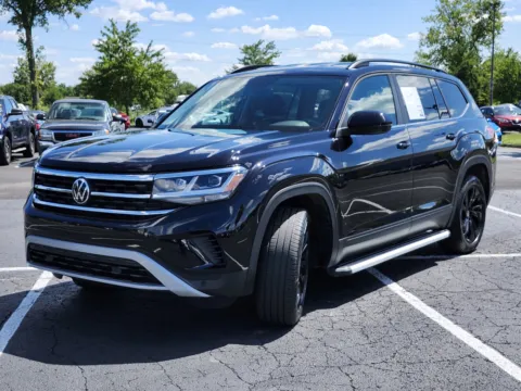 More photos of 2023 Volkswagen Atlas 3.6L V6 SE w/Technology at Auto Boutique Ohio, OH