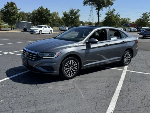 More photos of 2019 Volkswagen Jetta SEL at Auto Boutique Ohio, OH