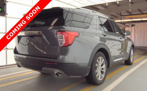 More photos of 2024 Ford Explorer Limited at Auto Boutique Ohio, OH