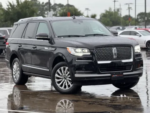 Photos of 2024 Lincoln Navigator Premiere for sale in Columbus, OH at Auto Boutique Ohio
