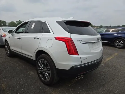 More photos of 2017 Cadillac XT5 Premium Luxury AWD at Auto Boutique Ohio, OH