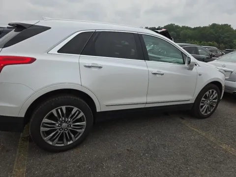 More photos of 2017 Cadillac XT5 Premium Luxury AWD at Auto Boutique Ohio, OH