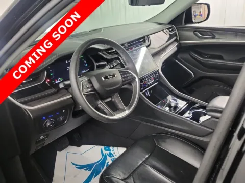 More photos of 2022 Jeep Grand Cherokee 4xe at Auto Boutique Ohio, OH