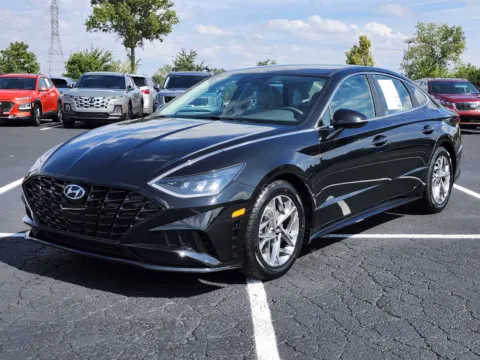 More photos of 2021 Hyundai Sonata SEL at Auto Boutique Ohio, OH