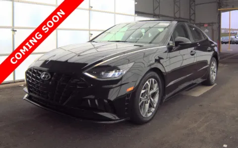 Black 2021 Hyundai Sonata SEL for sale in Columbus, OH