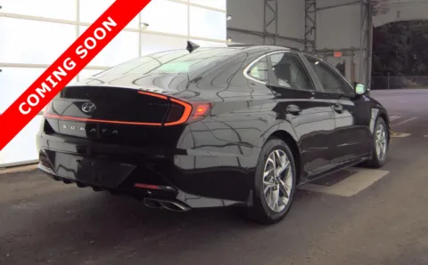More photos of 2021 Hyundai Sonata SEL at Auto Boutique Ohio, OH