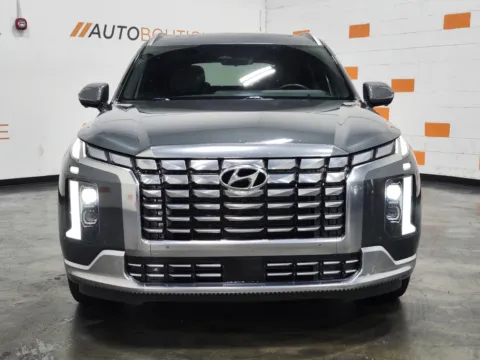 Another view of 2023 Hyundai Palisade Calligraphy for sale in Columbus, OH at Auto Boutique Ohio