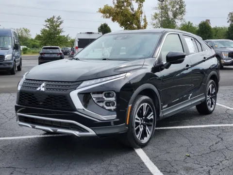 More photos of 2024 Mitsubishi Eclipse Cross SE at Auto Boutique Ohio, OH