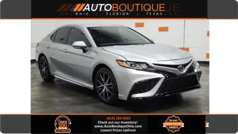 Silver 2022 Toyota Camry SE for sale in Columbus, OH