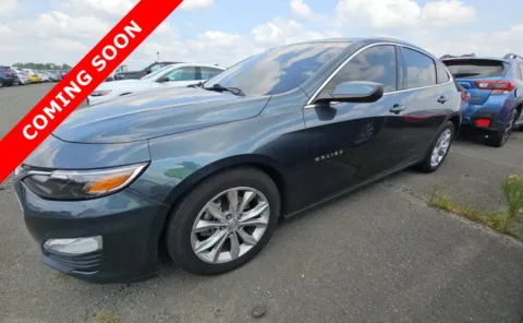 Gray 2021 Chevrolet Malibu LT for sale in Columbus, OH