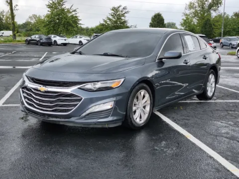 More photos of 2021 Chevrolet Malibu LT at Auto Boutique Ohio, OH