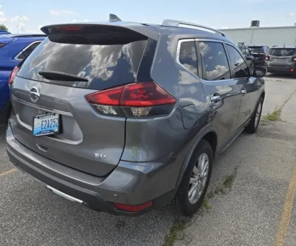 More photos of 2020 Nissan Rogue SV at Auto Boutique Ohio, OH