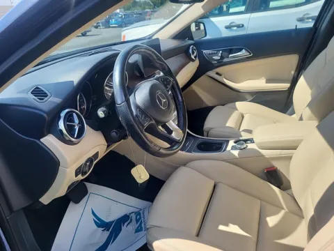 More photos of 2019 Mercedes-Benz GLA 250 at Auto Boutique Ohio, OH