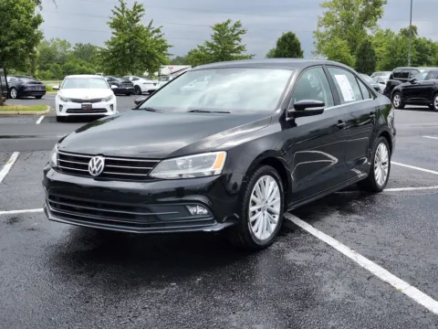 More photos of 2016 Volkswagen Jetta Sedan 1.8T SEL at Auto Boutique Ohio, OH
