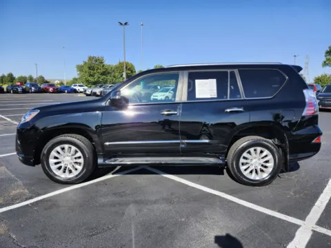 More photos of 2019 Lexus GX 460 at Auto Boutique Ohio, OH
