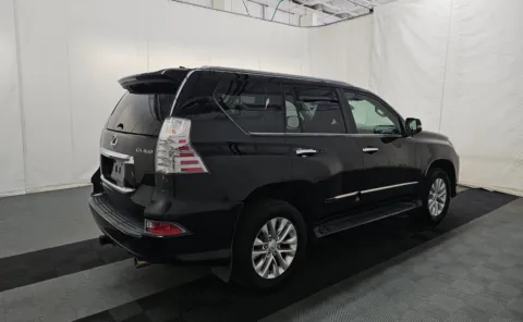 More photos of 2019 Lexus GX 460 at Auto Boutique Ohio, OH