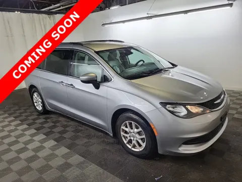 More photos of 2021 Chrysler Voyager LXI at Auto Boutique Ohio, OH