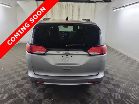 More photos of 2021 Chrysler Voyager LXI at Auto Boutique Ohio, OH