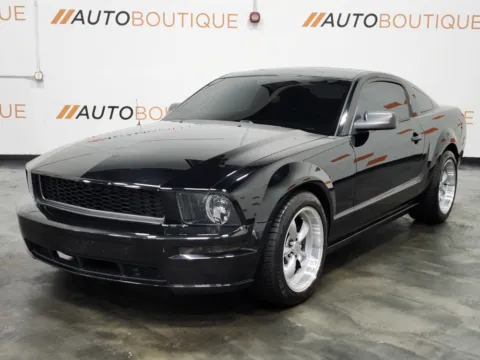 More photos of 2009 Ford Mustang GT BULLITT at Auto Boutique Ohio, OH