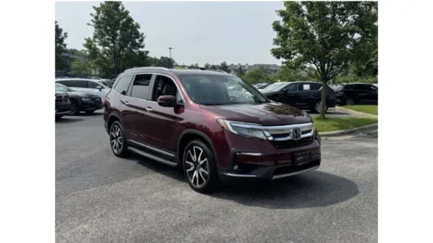 Black 2021 Honda Pilot Touring 7-Passenger for sale in Columbus, OH