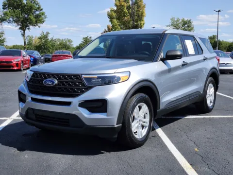 More photos of 2022 Ford Explorer at Auto Boutique Ohio, OH