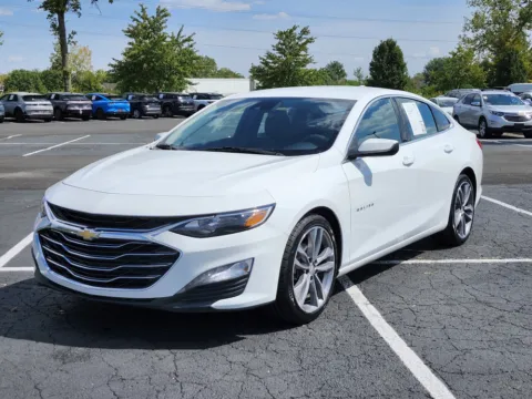 More photos of 2023 Chevrolet Malibu LT at Auto Boutique Ohio, OH