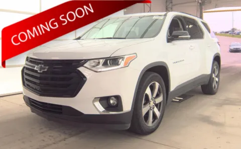 White 2019 Chevrolet Traverse LT Leather for sale in Columbus, OH