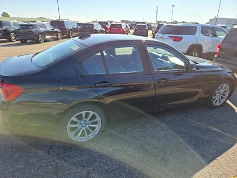 More photos of 2018 BMW 3 Series 320i xDrive at Auto Boutique Ohio, OH