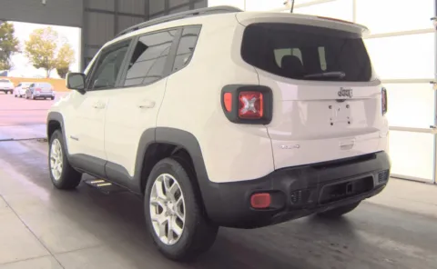 More photos of 2018 Jeep Renegade Latitude at Auto Boutique Ohio, OH